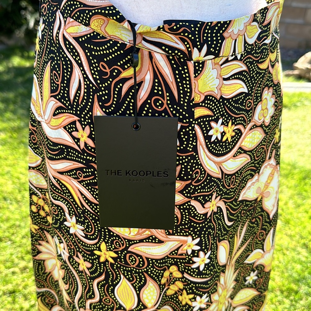 Kooples Paris “Vintage flowers” women’s size 2 asymmetrical blk/yellow skirt NWT - Picture 9 of 11